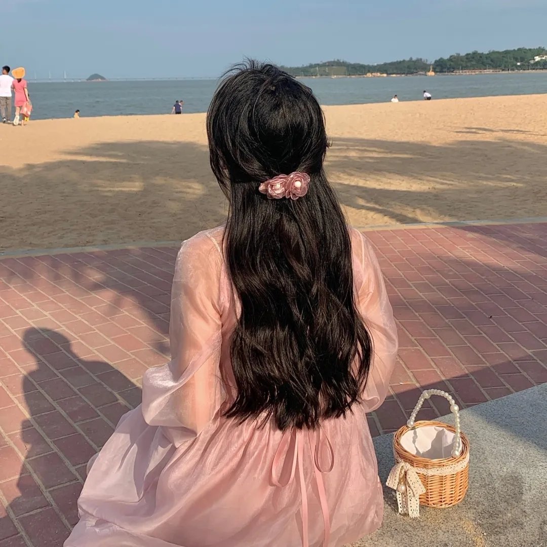 三勇士在遥远的海岸